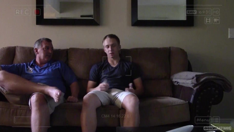 Raunchy Bastards: Logans Gash para daddys cock