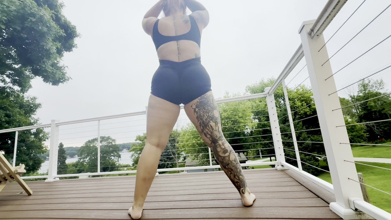 Chandler Knight: 我深蹲了多少次？