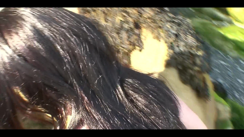 BritneySwallows: Peituda praia cadela molhada