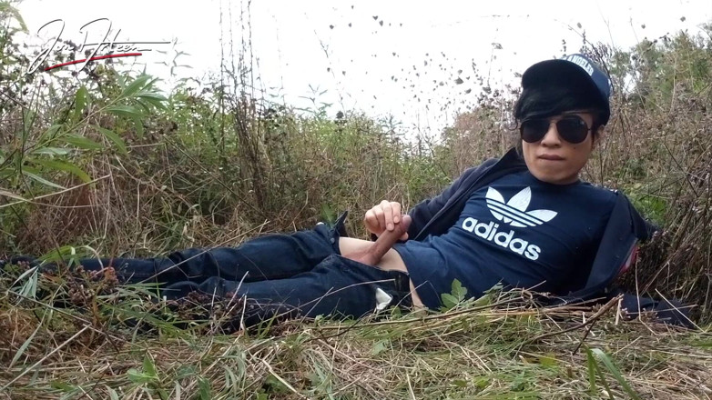 Jon Arteen: Netter schwuler asiatischer twink Jon arteen spricht Französisch, wichst seinen...