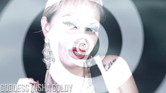 Goddess Misha Goldy: Do vaší nové gay mysli implantuji sání ptáka a polykání...