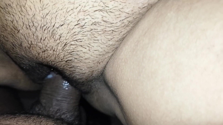 Janvibhabhii: 胸を吸った後、彼はペニスで私の膣の汁をすべて取り出しました。