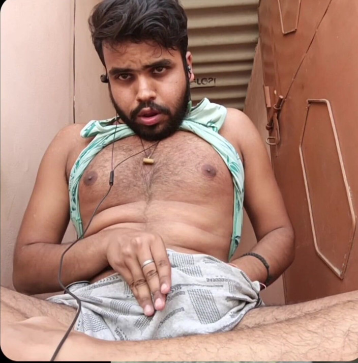 IsmaatDeva: Un arrapante india lavora in cucina viene afferrato da un...