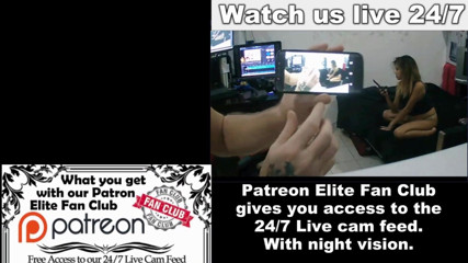 SexyGamingCouple: Fapping to laying wife - cumm on pregnant belly