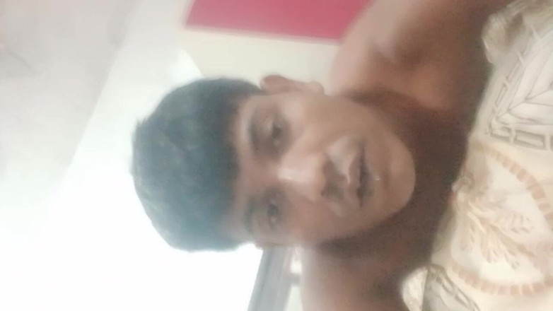 ramanuj438: Prune tirée de la bite noire de Rod Rathore