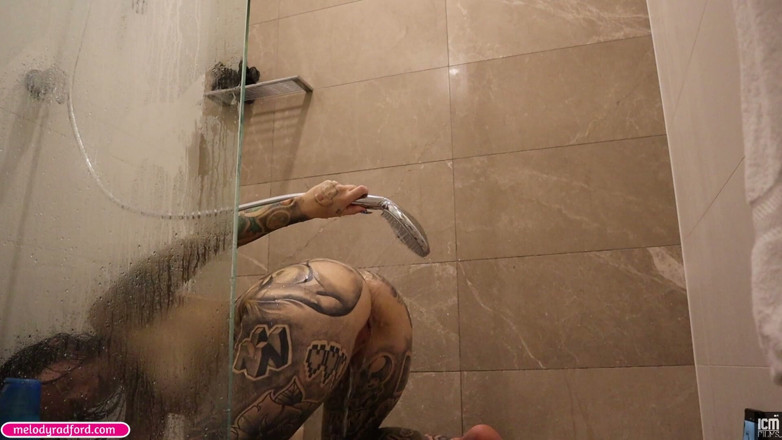 Melody Radford: Live Cam Girl Shower Time