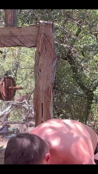 Podwójne ramię bicepa loki Dick Out Nagi trening na siłowni