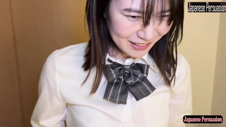 Asian happy ending: Une amatrice mignonne et souriante se fait tirer dans une...