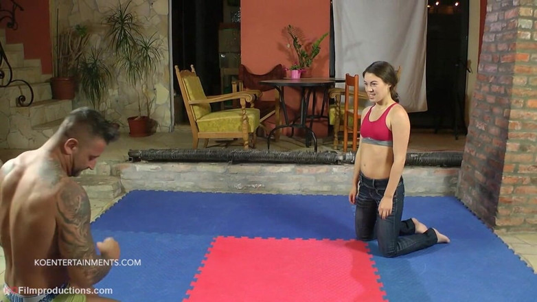 European Lift and Carry Club: Tiffany-Zsolt wrestling