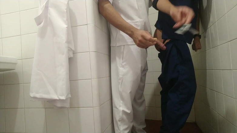 MiguellTrajano: Aku suster nakal banget - aku bermimpi ngentot pantatku sama suster...