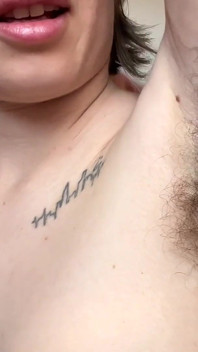 Kompilace zpoceného podpaží