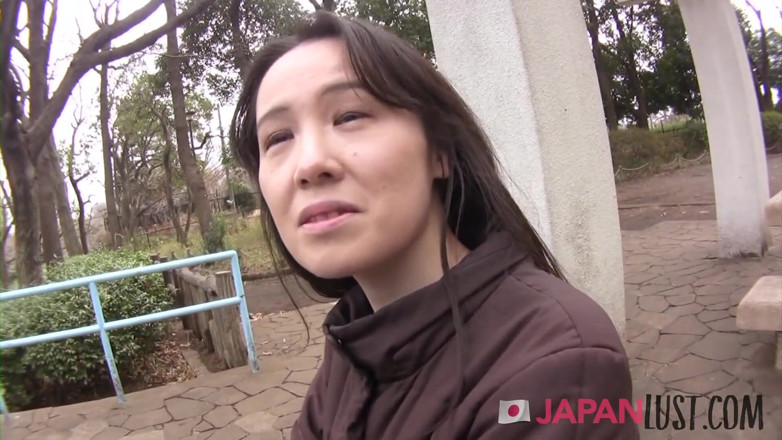 Japan Lust Gold: Drobna japońska milf ogolone cipki POV kremówka