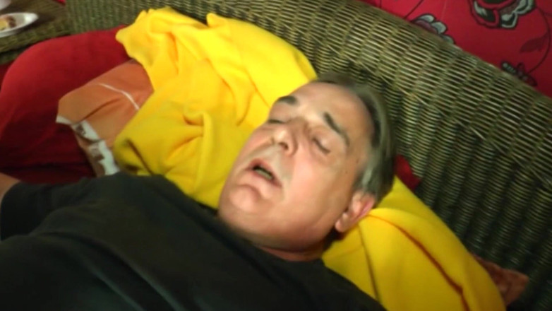Mature Climax - 100% Mature Videos: Esmer yaşlı şişman kadın emdikten ve sikişten sonra ağzına boşalıyor