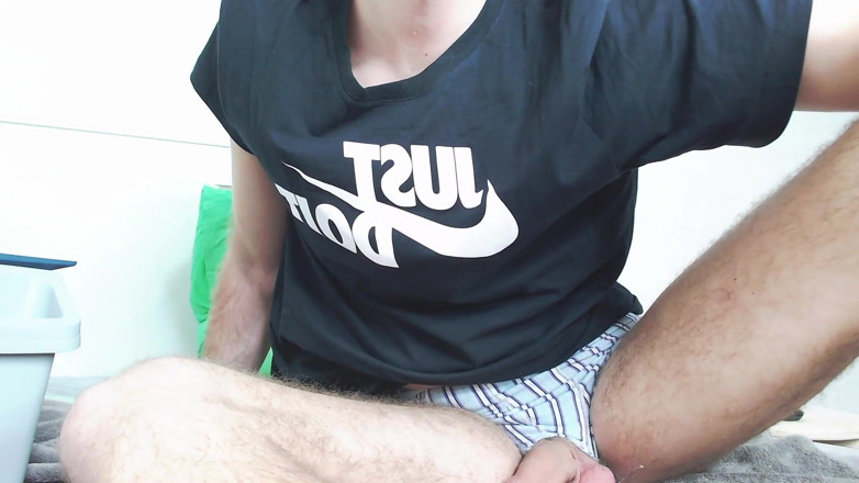 Gypsy model: Cute guy in torn boxers play with his perfect cock