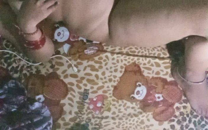 Bed: Sex Video