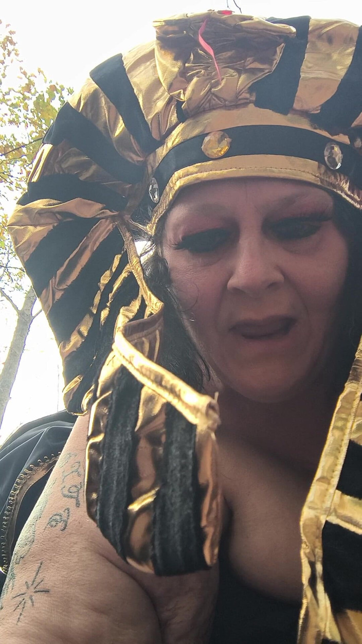 HerculesnVENUS: 자지를 입에 대고 존나 뜨겁게 따먹히는 그녀