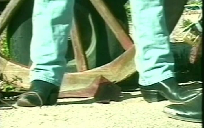 Gay RetroX VHS: Смелая буря желаний мужчины 5