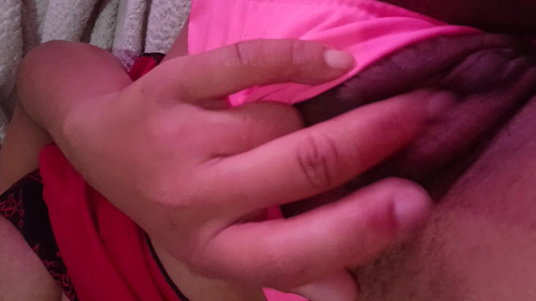 Victoriarating: Hot Girl with a Hairy Pussy