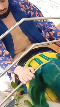 Brazilian Miku Gets Stuck on the Stairs and Kaito Gives Her More Than a Hand