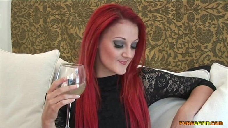Pure CFNM: Ella no toma