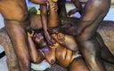 Bulocks: 4 grosses bites noires baisent une MILF à fond