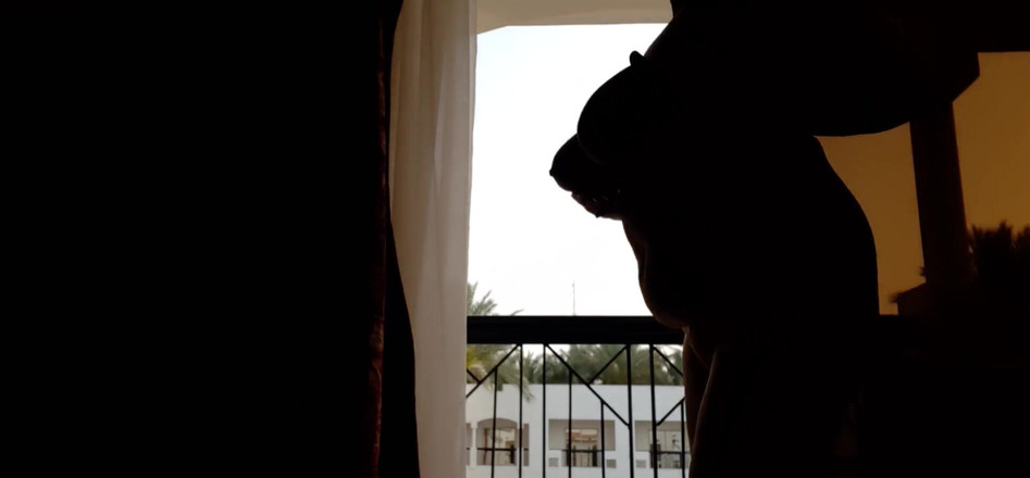 MariaOld: おばあちゃんの巨大なおっぱいウィンドウいじめ