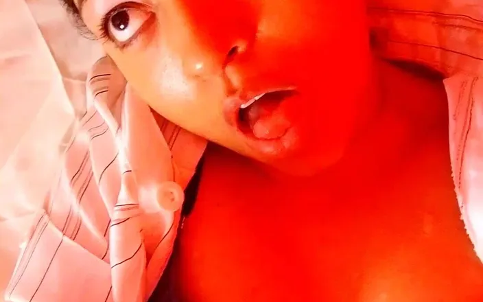 Saturno Squirt: Saturno Squirt Is Very Excited Masturbating Her Hairy Pussy, She...