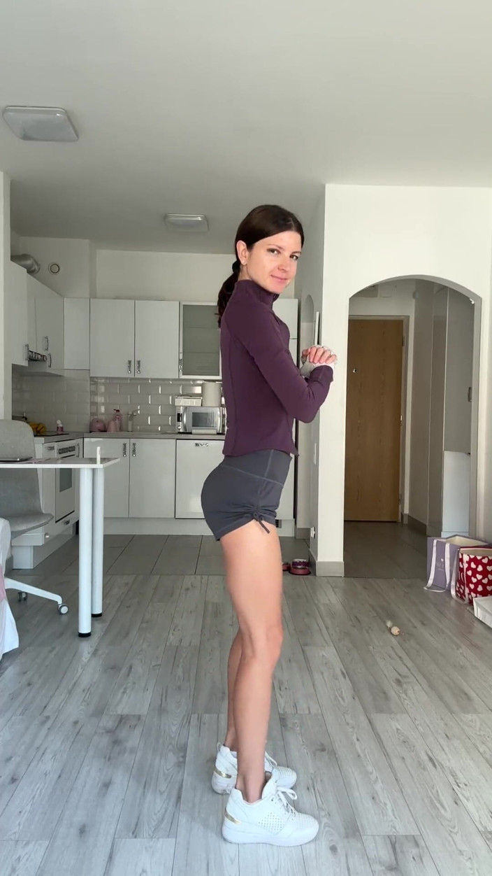 Gina Gerson: Solo Dirty Talk After Gym and Pussy Fingering