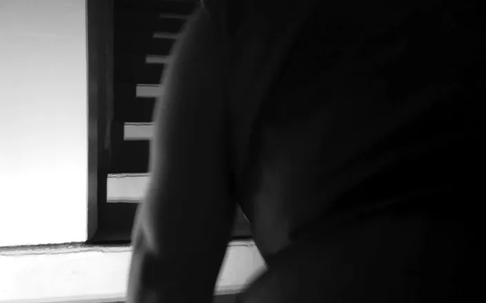 mariaespino: I Pump a Guy up the Stairs of My Building!...