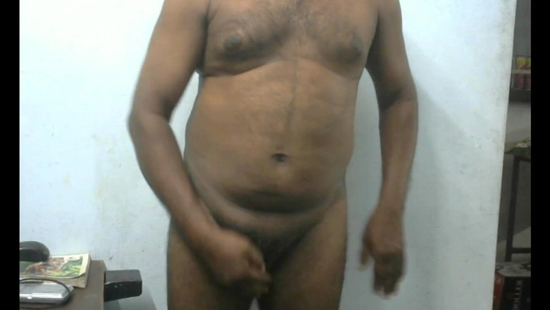 Tamil x cock: Un homme mature sexy joue avec une bite