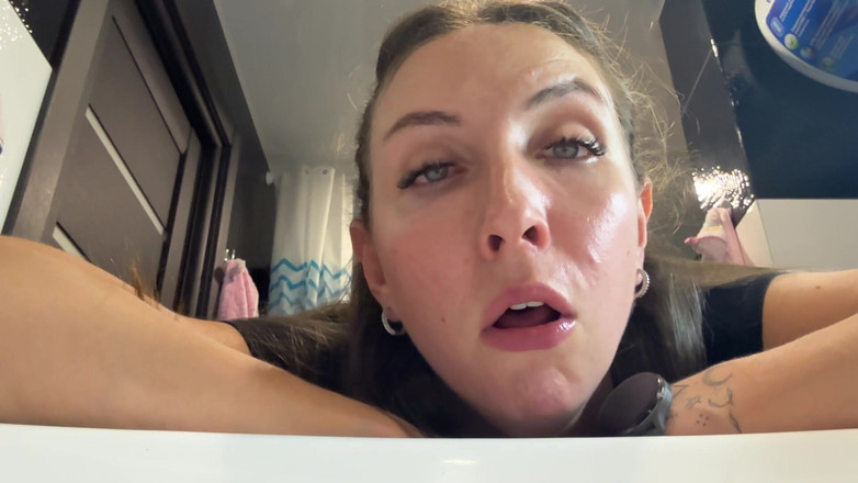 Hottie goddess: 음란한 침에 집착하는 기침