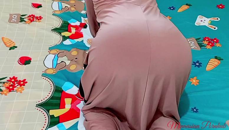 Wulan indah: Paksu!!你很淫荡，喜欢在阴道里操裆部