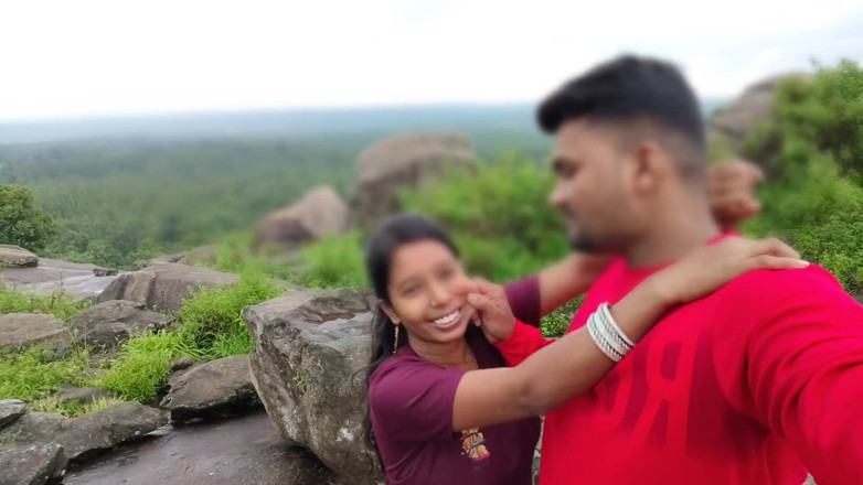 Premi pooja: Fată indiană desi studentă XXX film în hindi
