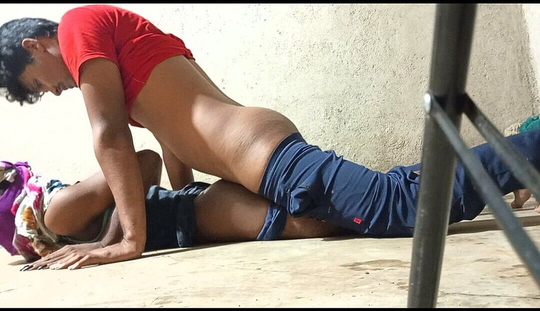 Indian Hijraji: Cuplu indian desi transsexual și romantism de noapte gay