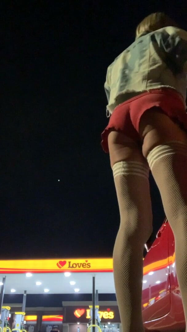 CindieLove: 7 minit pantat, kaki seksi panjang, peha-tinggi, suka berhenti trak