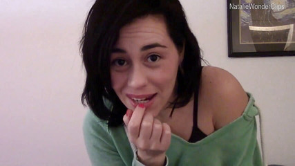 Natalie Wonder: Nevlastní sestra cvičí své dovednosti sání ptáka na péru nevlastního...