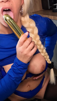 Velká blondýna: Plná, promočenější,