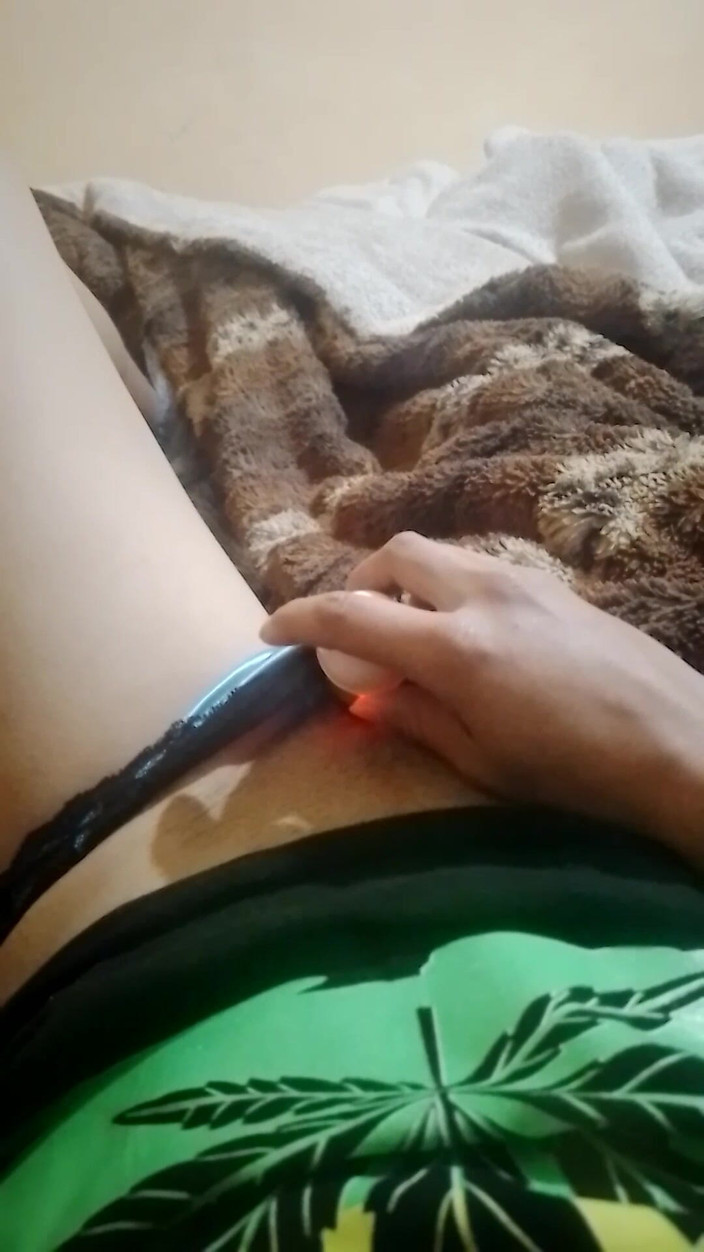 Moon bonny: Мастурбація