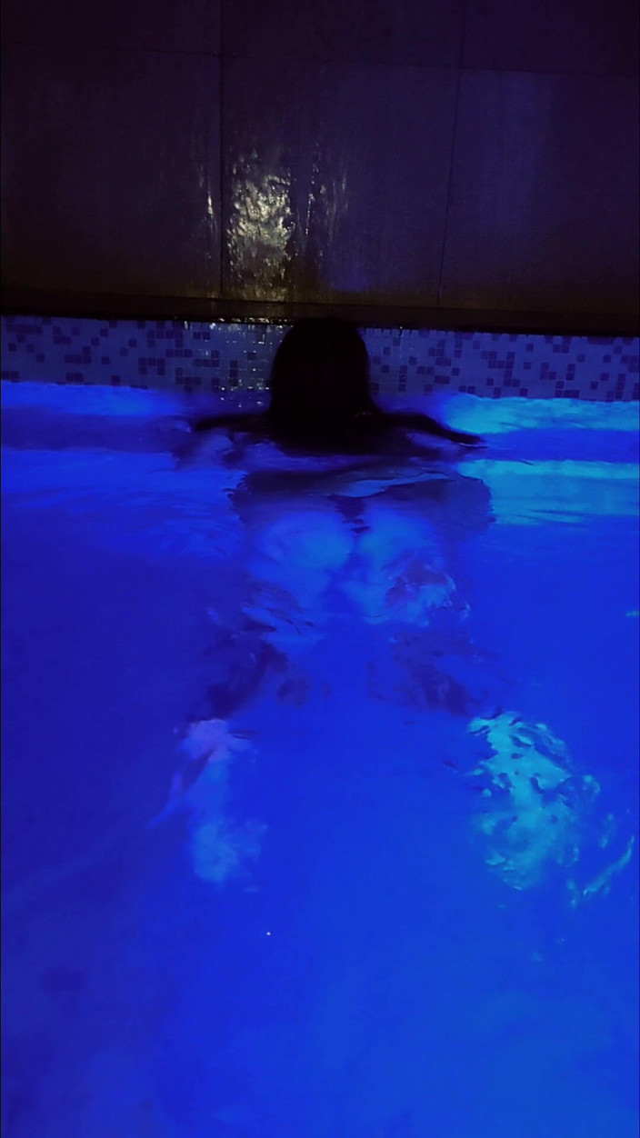 En la calle: Havuzda