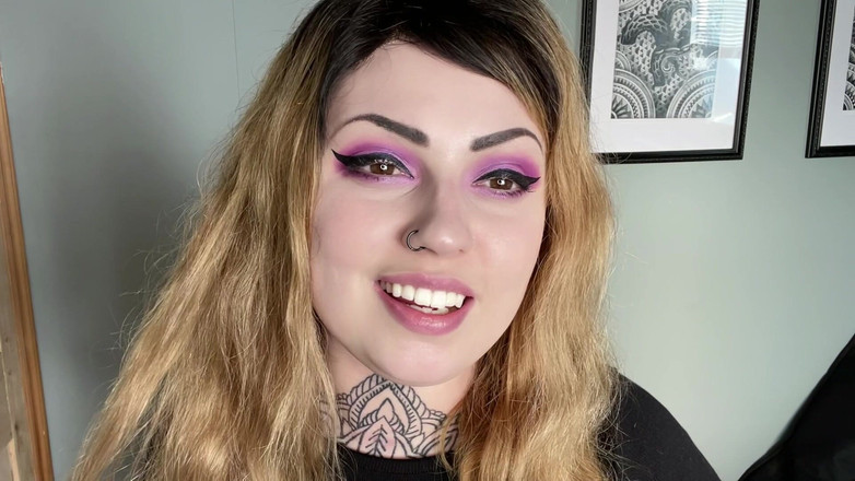 Miss Valentina: Wedgies Make You Hard