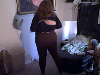 BBW nurse Vicki adventures with friends: Nurse Vicki struts' her stuff!