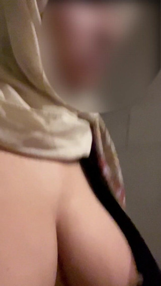 Bredah Arabic: Petualangan seks gaya doggy istri arab mesir yang lagi sange
