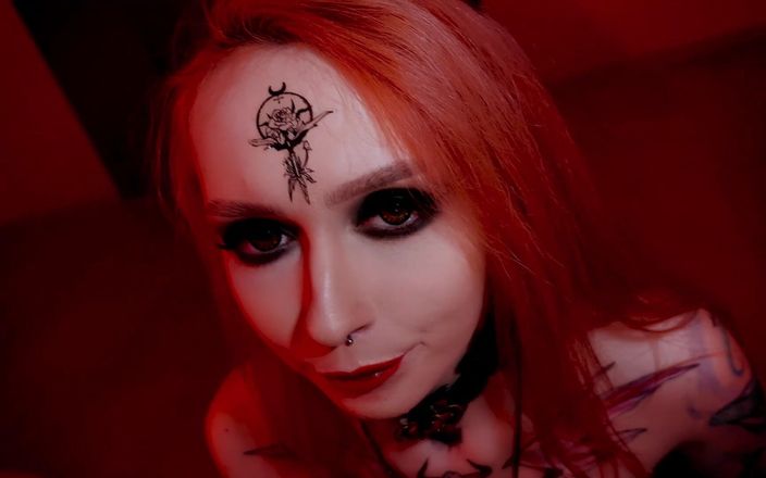 Eva Barbie: Hermanastra sueña con la enorme polla de su hermanastro y...