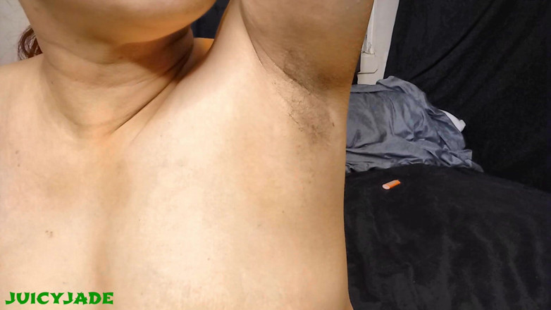JasmineJade: Adora tus hoyos de la diosa asiática filipina! Con leche,...