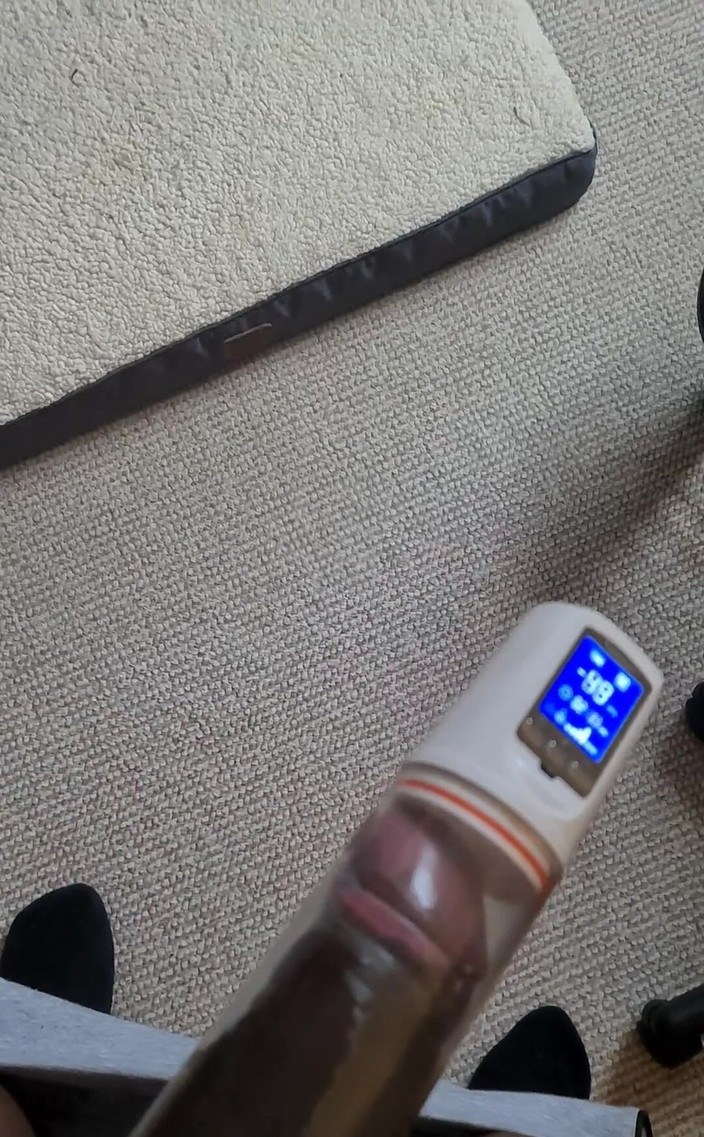 Amadeus: Насос для обіду