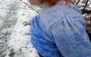 Bouncy Tits Action: Tette rosse nella neve