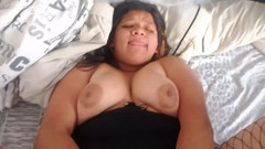 Hot Strawberry: M-a făcut să vreau să mănânc pula prietenului meu cu...