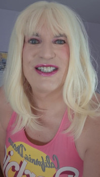 Would U Like to Taste My Lips?