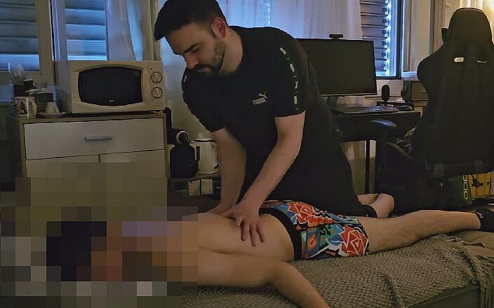 AntoGoesHunting: Мій прямий найкращий друг Мерт і я тусуємося, і я роблю йому масаж (8. Відвідування)