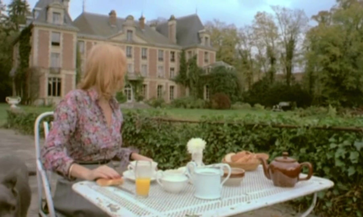European Classics: 늙은 집사를 따먹는 Brigitte Lahaie